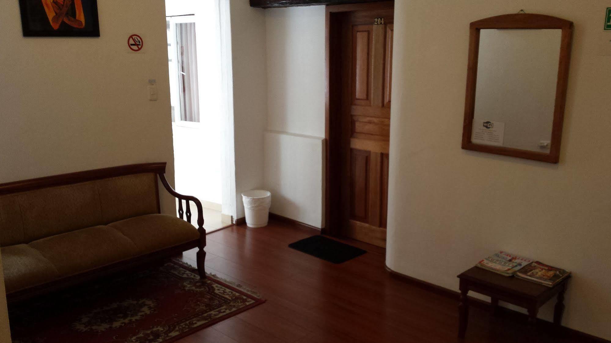 Heritage Inn Quito Exterior photo